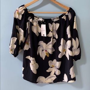 NWT Off the Shoulder floral top